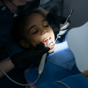 Reasons to Pick a Pediatric Dentist for Your Kids